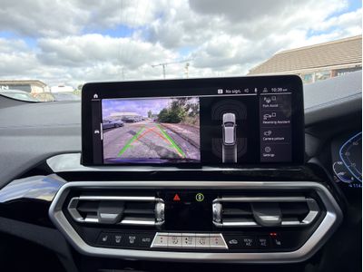 2025 BMW iX3