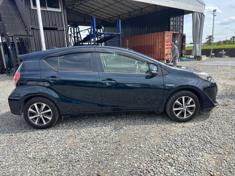 2017 Toyota Aqua
