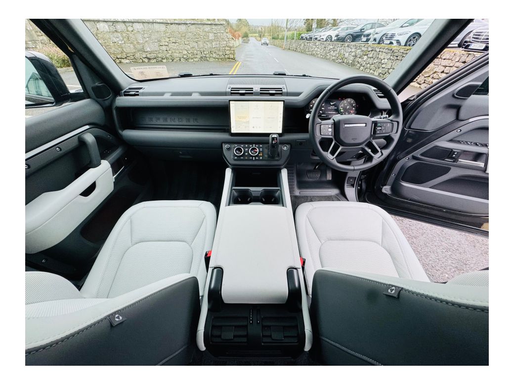 2025 Land Rover Defender