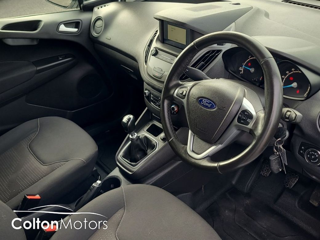 2022 Ford Transit Courier