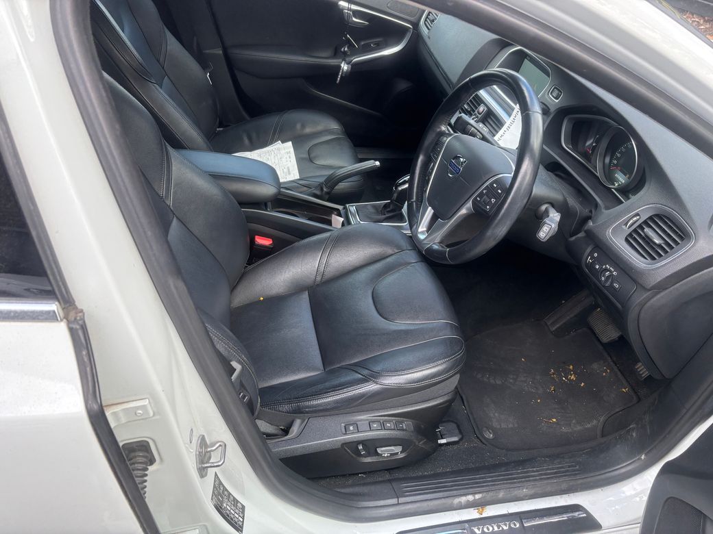 2015 Volvo V40