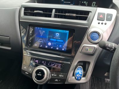 2019 Toyota Prius Alpha