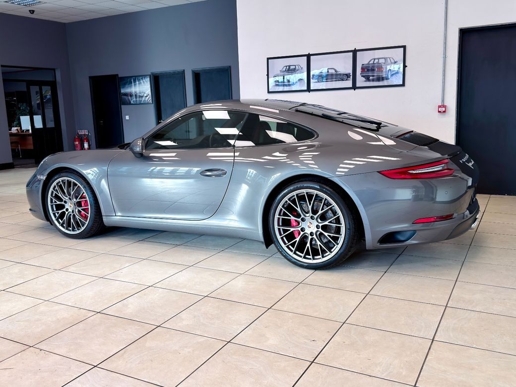 2016 Porsche 911