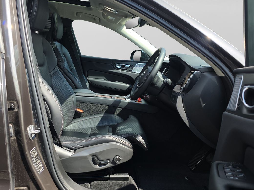 2023 Volvo XC60