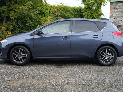 2014 Toyota Auris