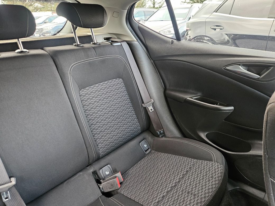 2018 Vauxhall Astra