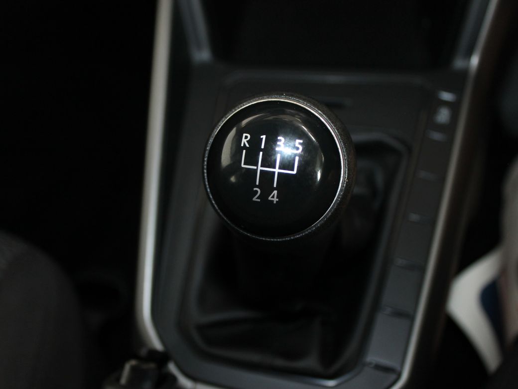 2019 Volkswagen Polo