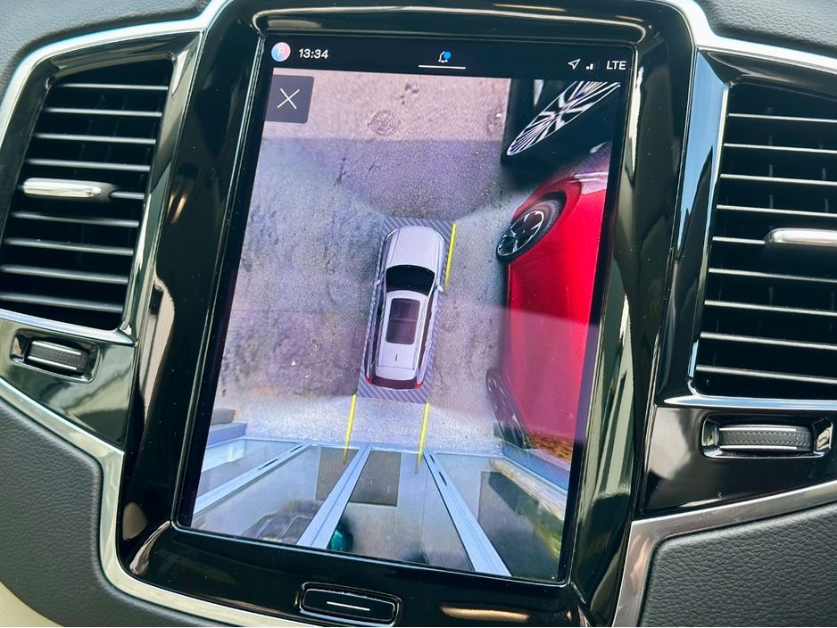 2023 Volvo XC90