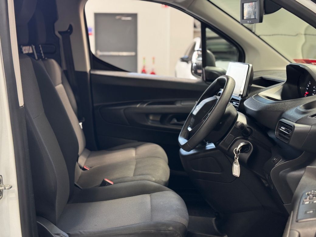 2020 Peugeot Partner