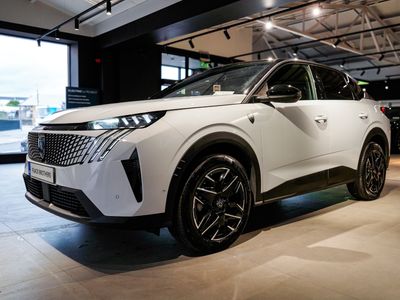 2025 Peugeot 3008