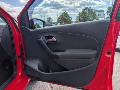 2015 Volkswagen Polo
