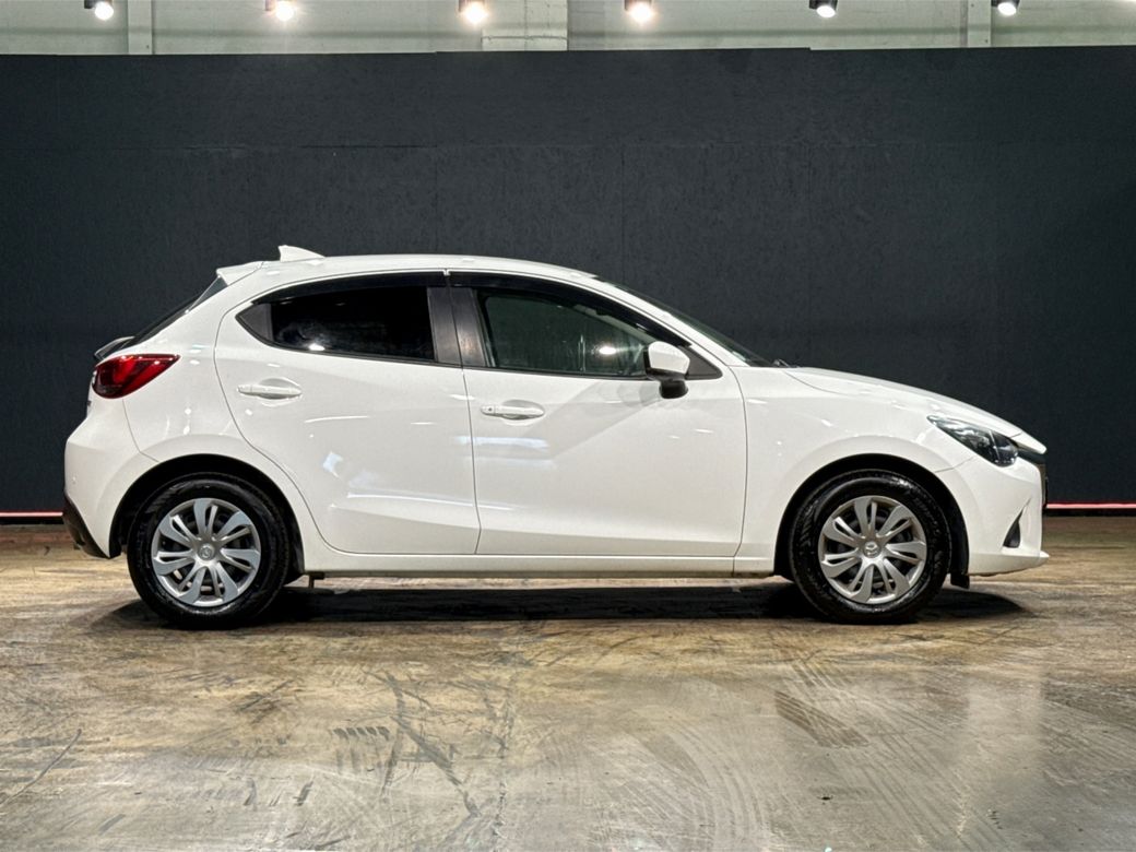 2018 Mazda Demio