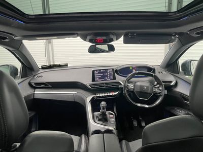 2020 Peugeot 5008
