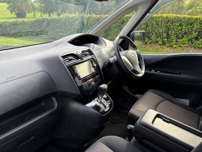2015 Nissan Serena
