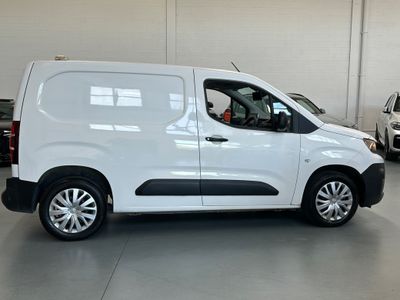 2020 Peugeot Partner