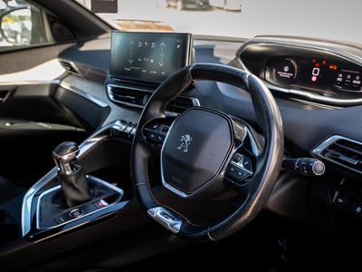 2023 Peugeot 5008