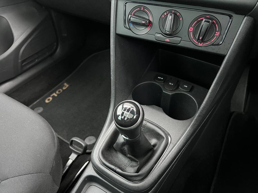 2017 Volkswagen Polo