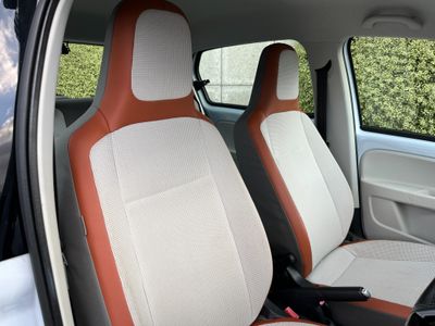 2013 Volkswagen up!