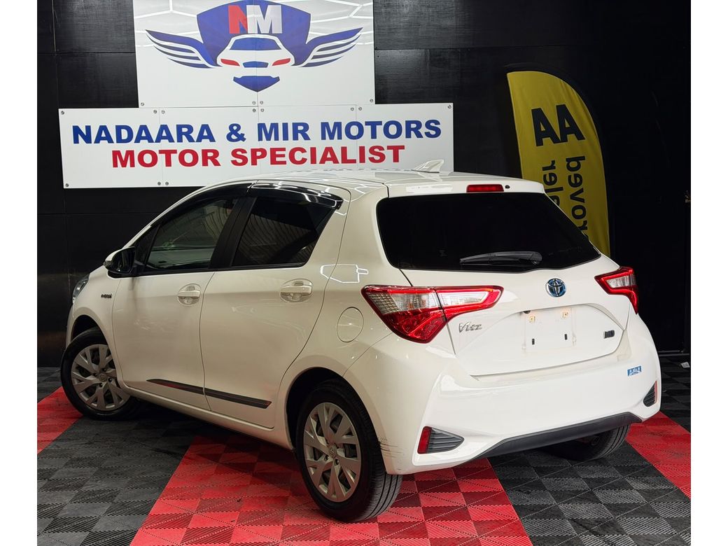 2017 Toyota Vitz