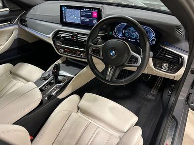 2021 BMW 5 Series