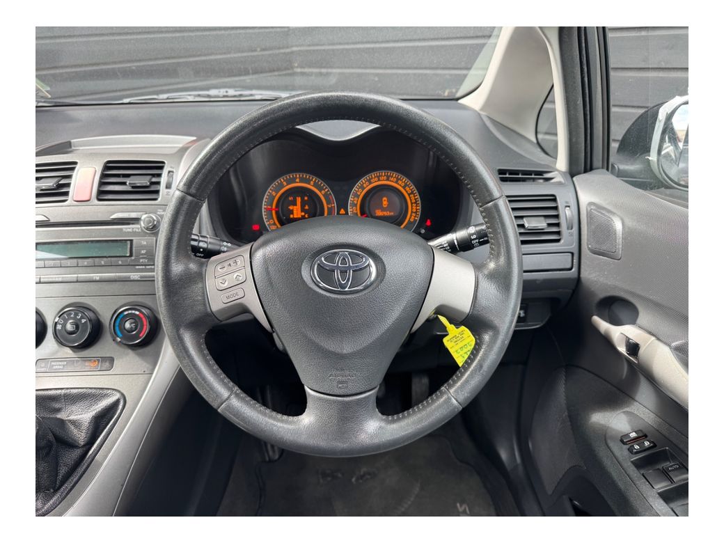 2007 Toyota Auris