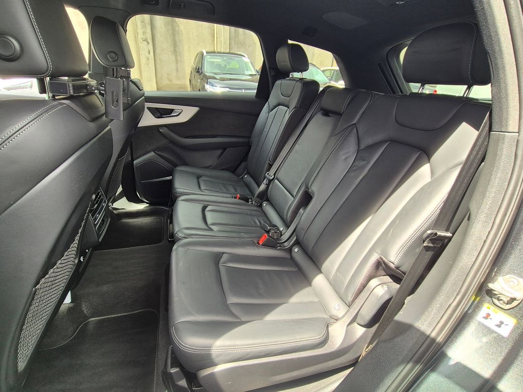 2021 Audi Q7