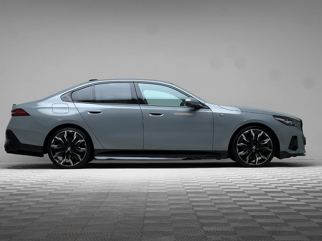 2025 BMW 5 Series