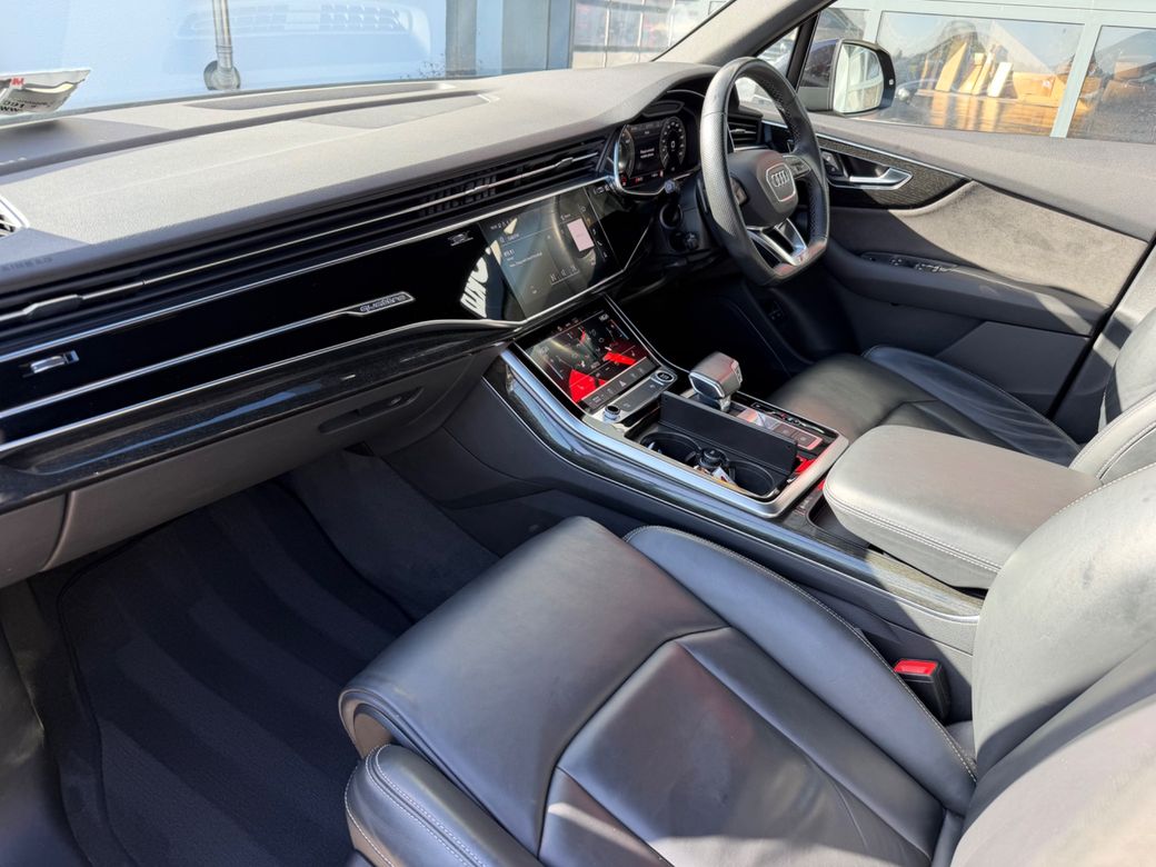 2021 Audi Q7