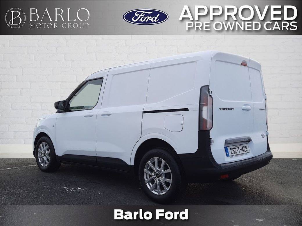 2025 Ford Transit Courier