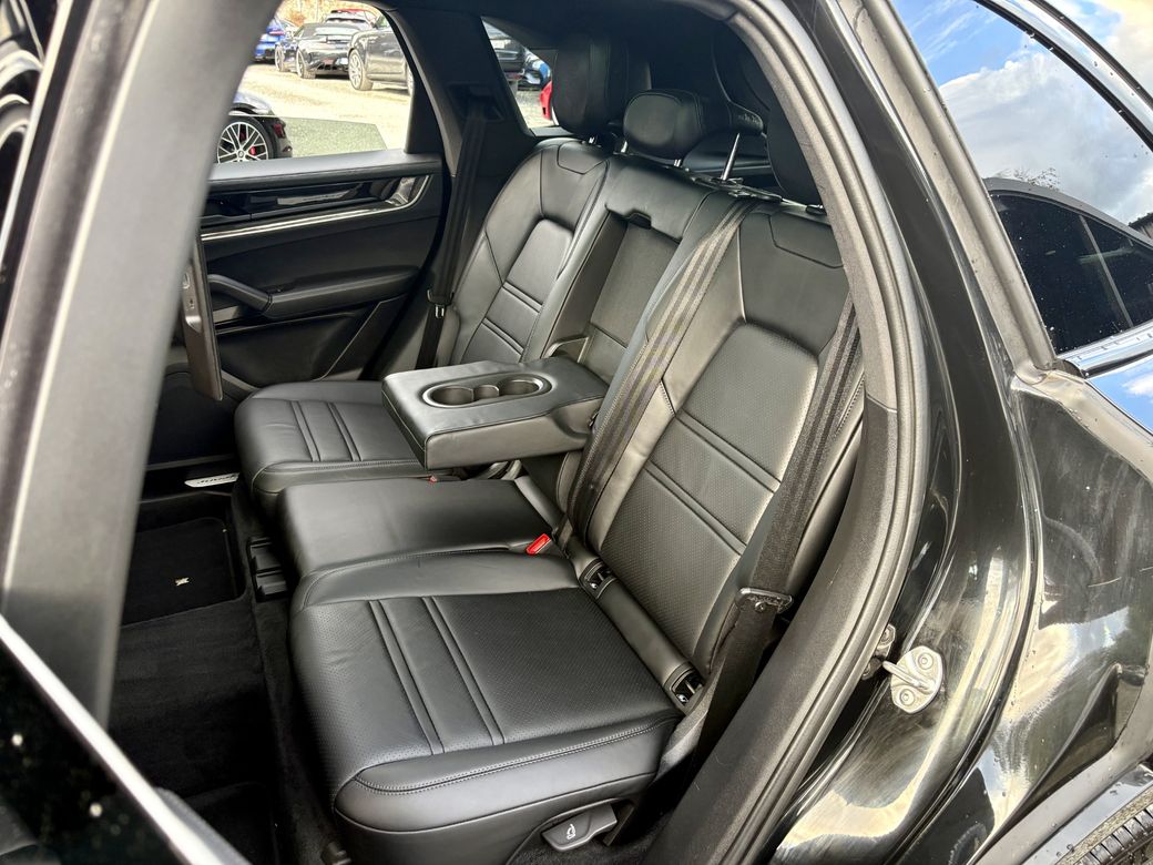 2023 Porsche Cayenne