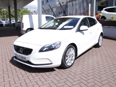 2016 Volvo V40