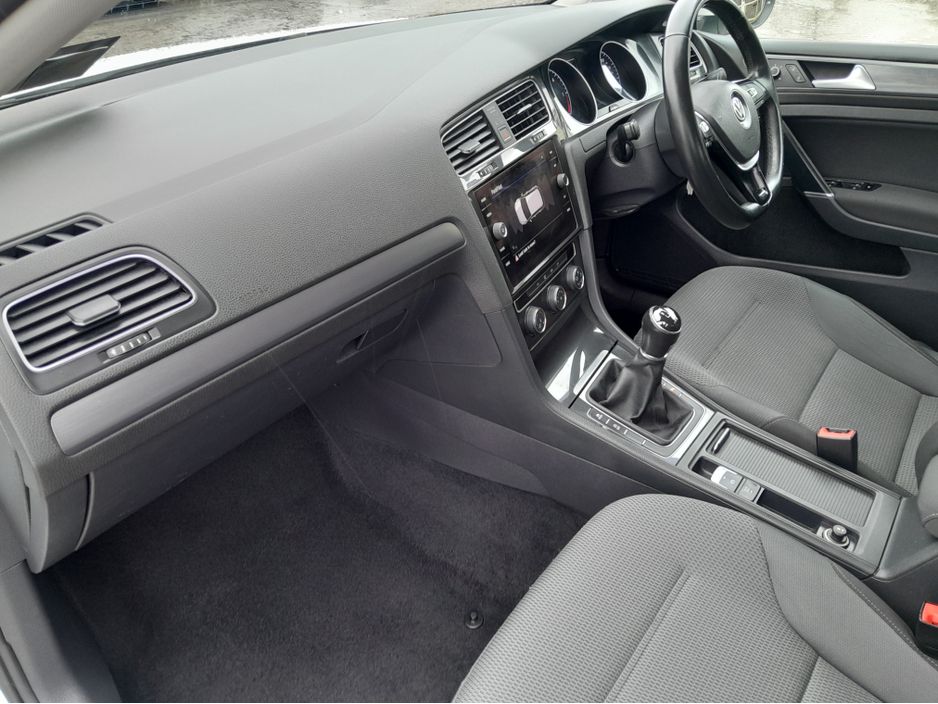 2017 Volkswagen Golf