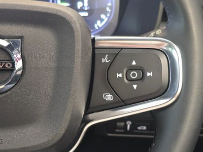 2022 Volvo XC40