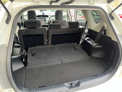 2015 Toyota Prius Alpha