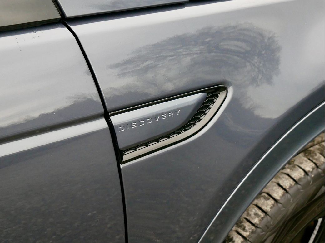 2024 Land Rover Discovery Sport