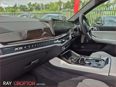 2025 BMW X5