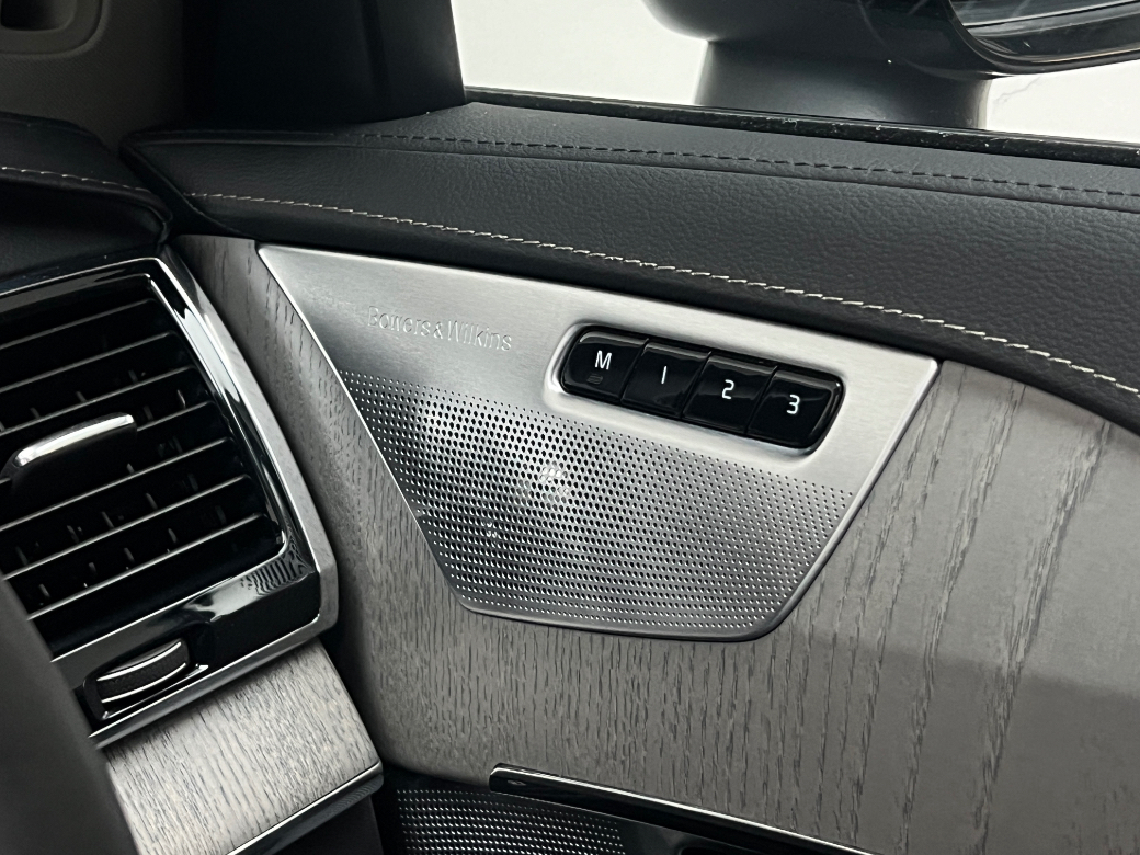 2024 Volvo XC90