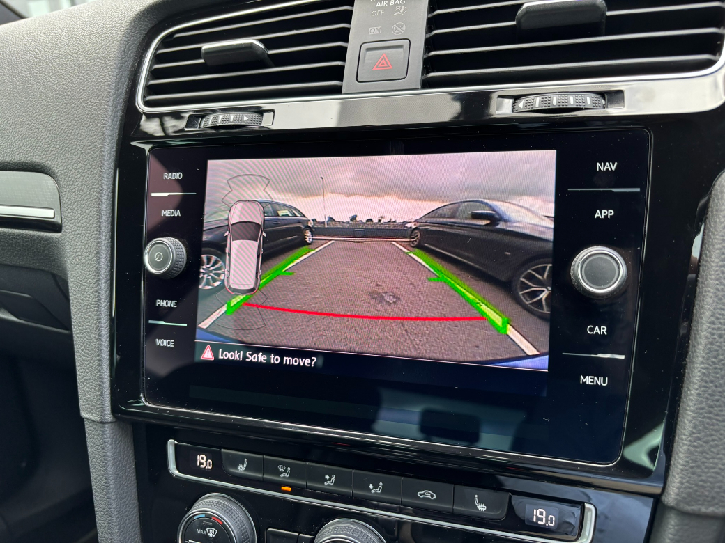 2019 Volkswagen Golf