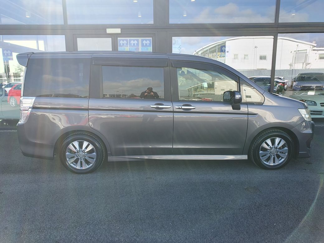 2015 Honda Stepwagon
