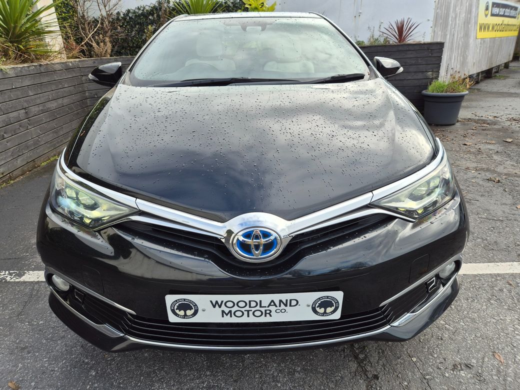 2016 Toyota Auris