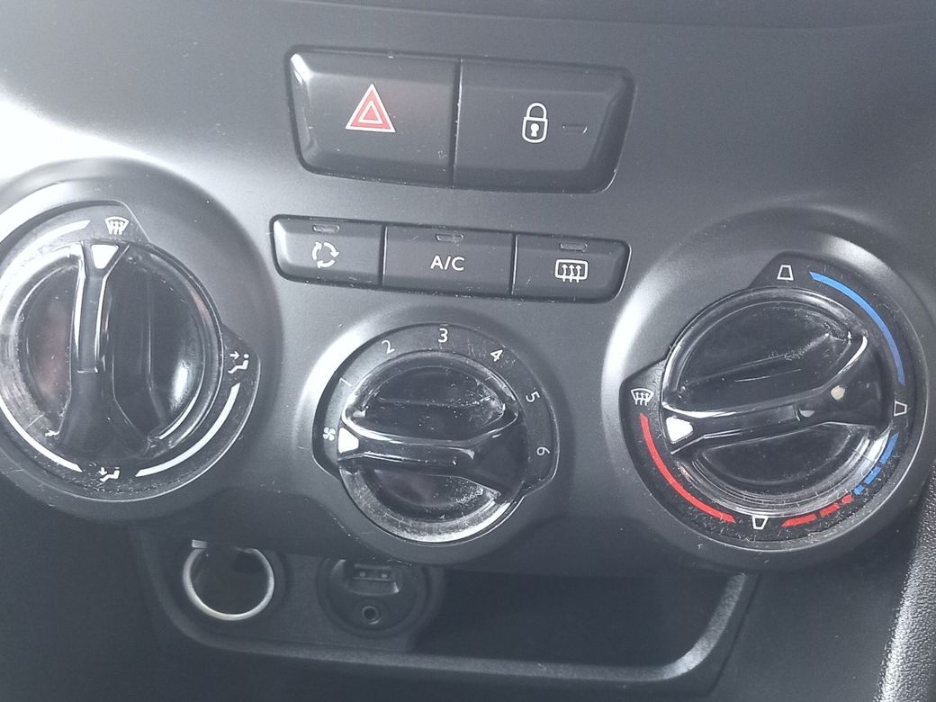 2017 Peugeot 208
