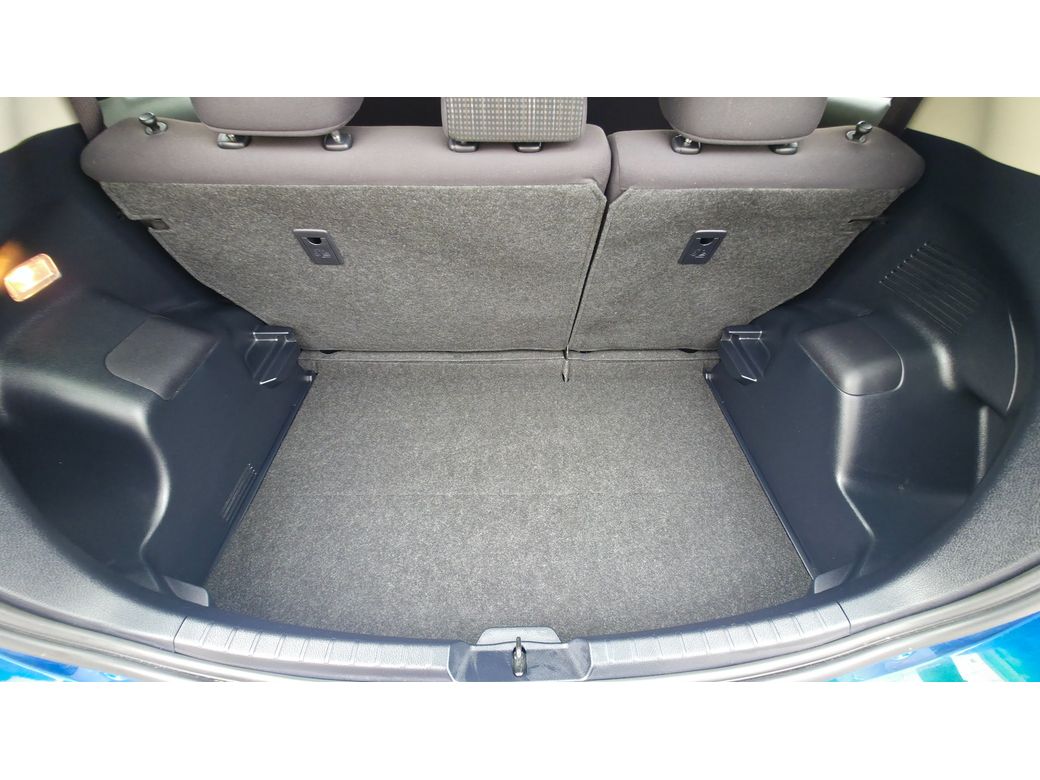 2017 Toyota Vitz