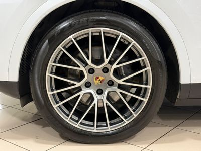 2022 Porsche Cayenne