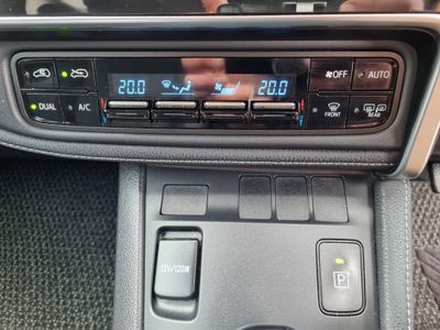 2016 Toyota Auris