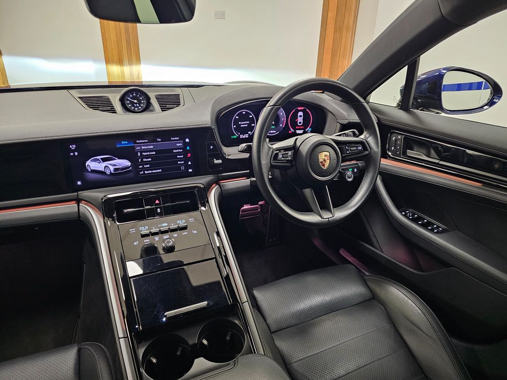 2025 Porsche Panamera