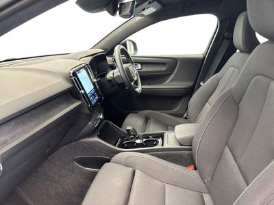 2023 Volvo C40