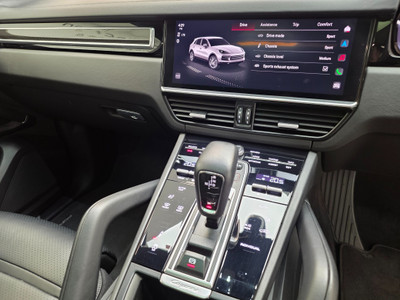 2023 Porsche Cayenne
