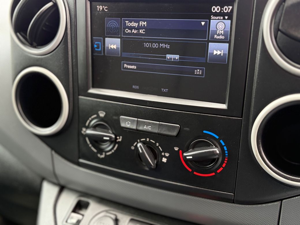 2019 Peugeot Partner
