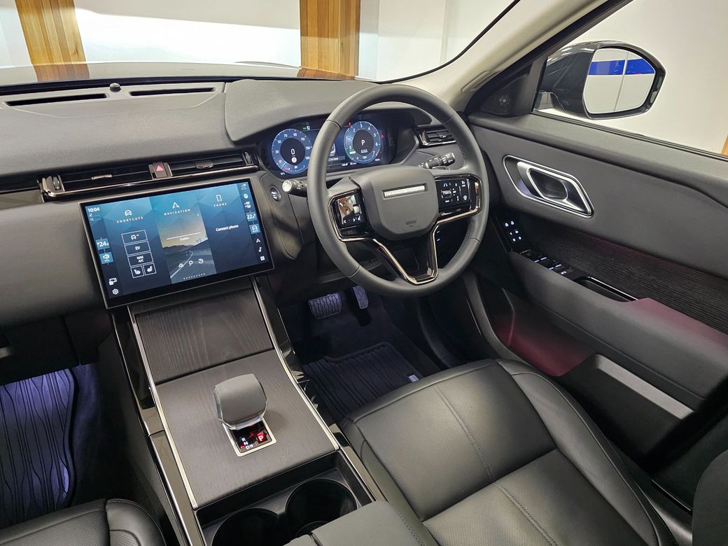 2025 Land Rover Range Rover Velar