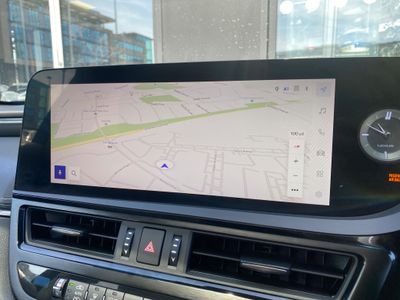 2023 Lexus ES 300h
